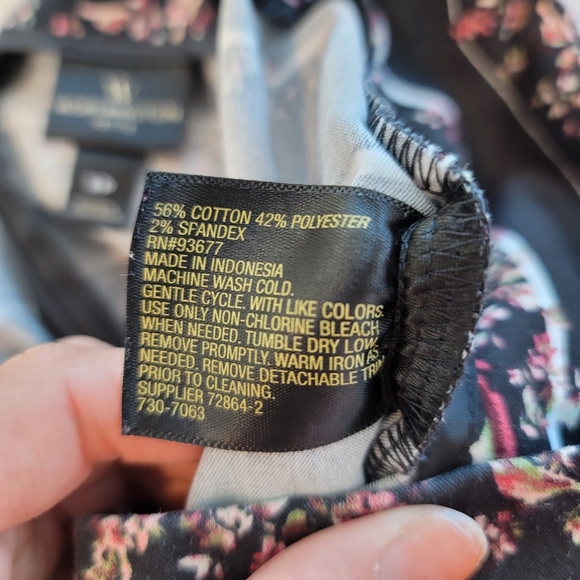 💕Worthington Black Pencil Skirt with Floral & Birds Print Women's Size 8 Petite - Picture 9 of 10